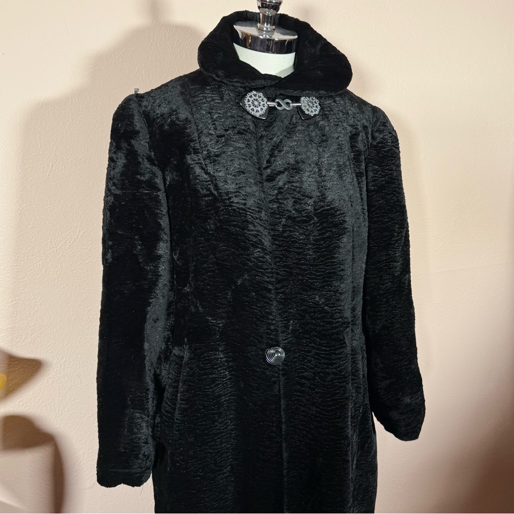 Vintage Art deco 1940’s Black curly lamb American Broad tail long Trench Coat